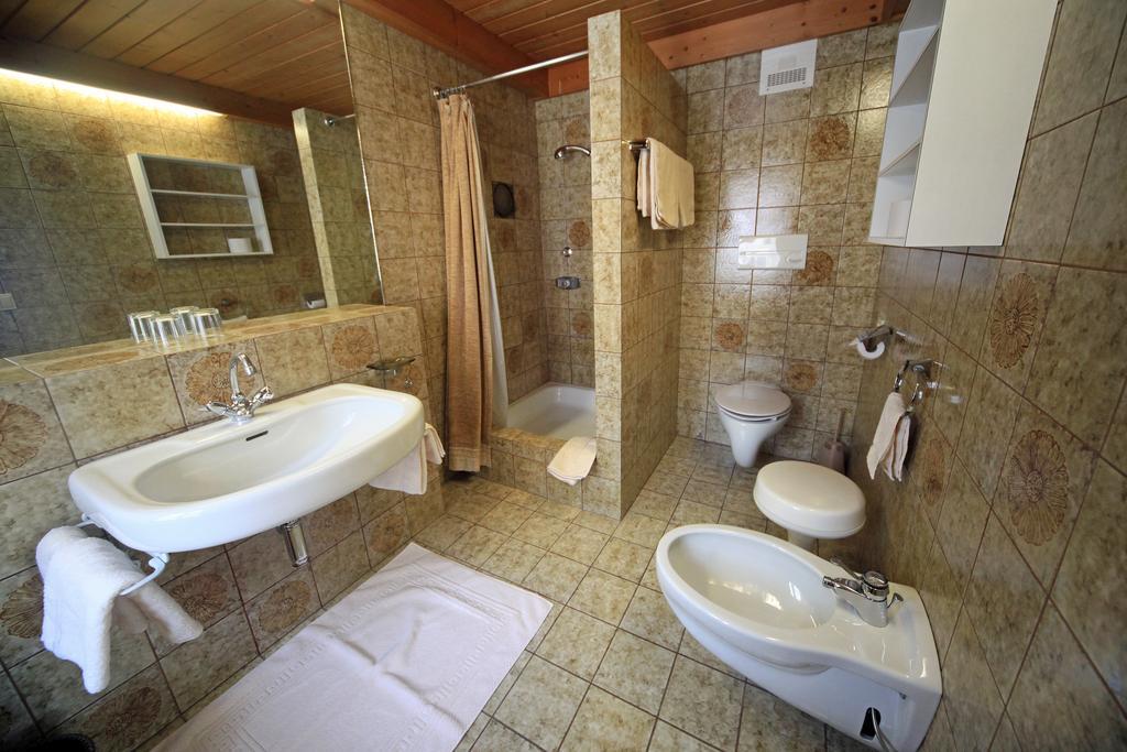 לופר Villa Egger חדר תמונה